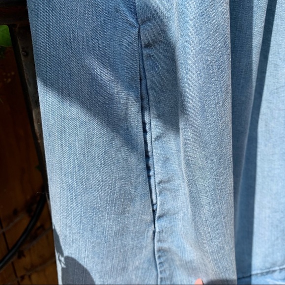 Off-the-shoulder Denim Dress - Picture 4 of 6